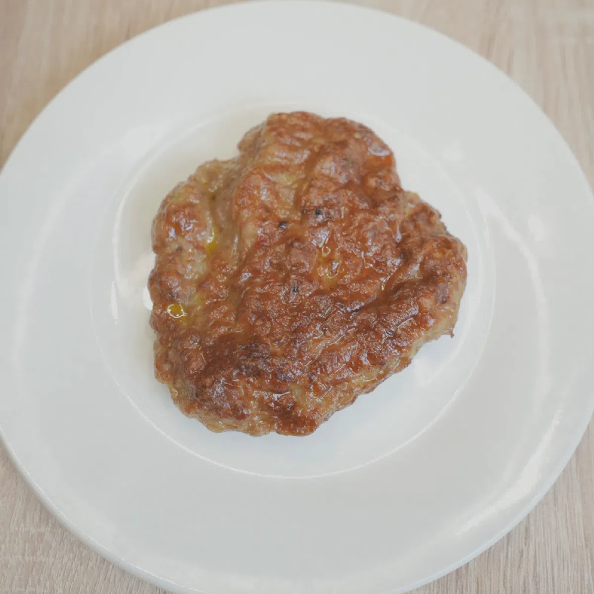 Grilda tovuq kotletasi